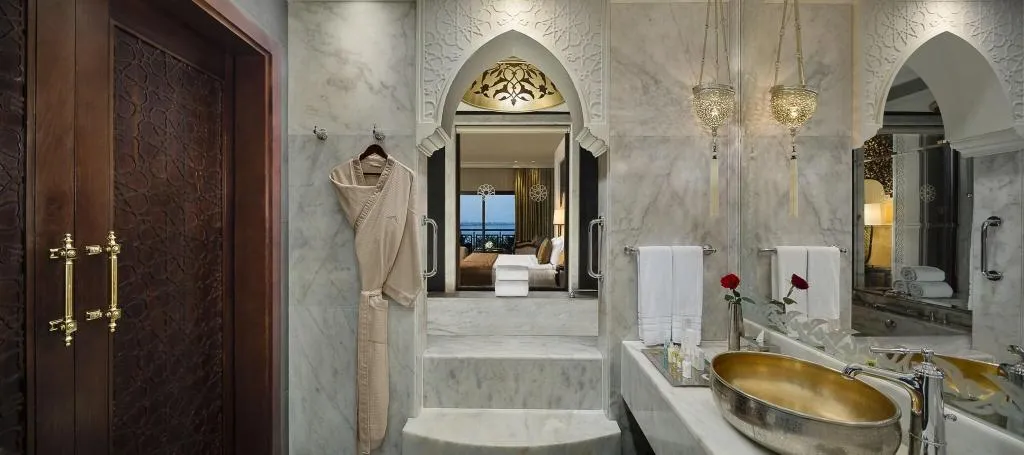 Room, Jumeirah Zabeel Saray Dubai, Dubai