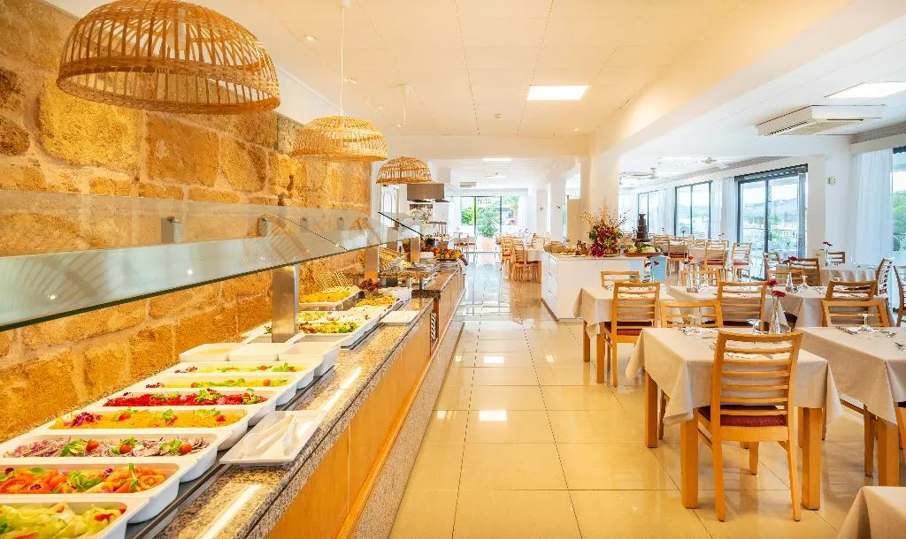 Restaurant, Hotel y Apartamentos Casablanca, Majorca