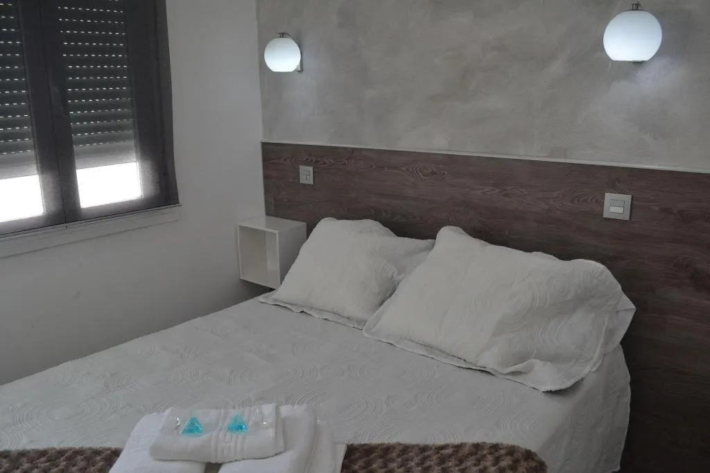 Room, Hostal Meyra, Madrid