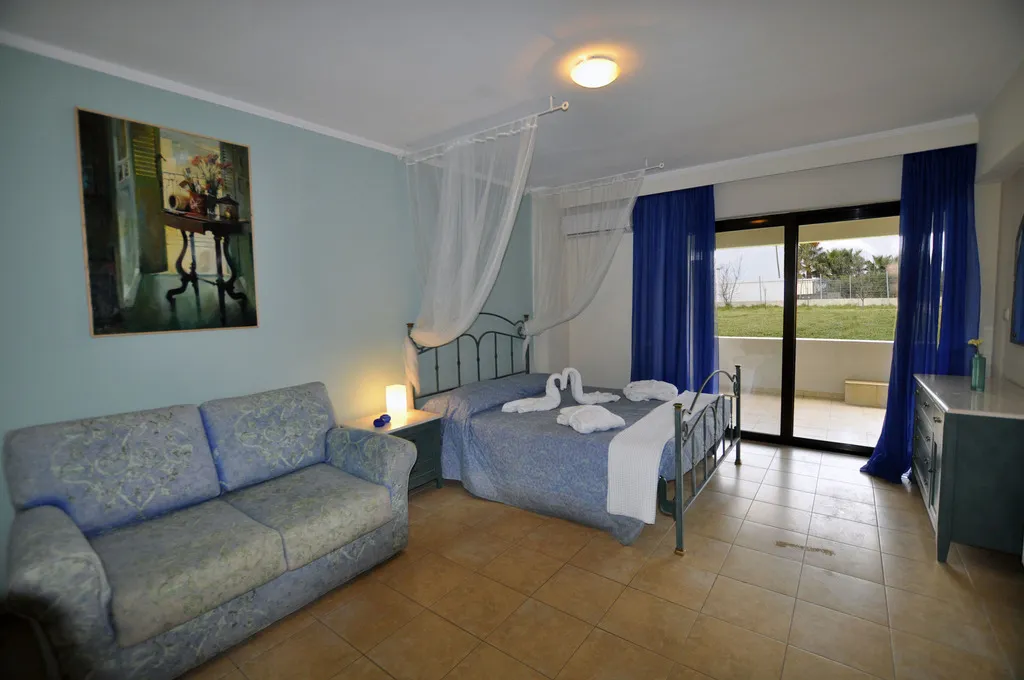 VILLA FOUR BEDROOMS Room, Xenos Villa, Kos