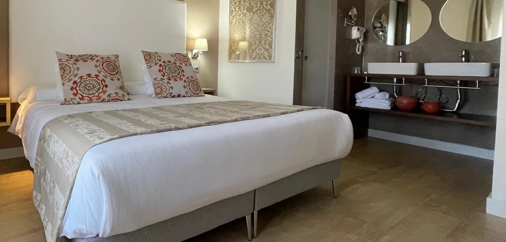 JUNIOR SUITE CAPACITY 1 Room, Añoreta Suites, Costa Del Sol