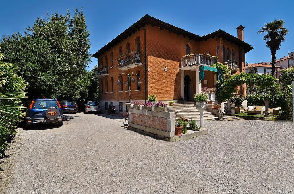 General view, Villa Albertina, Venice