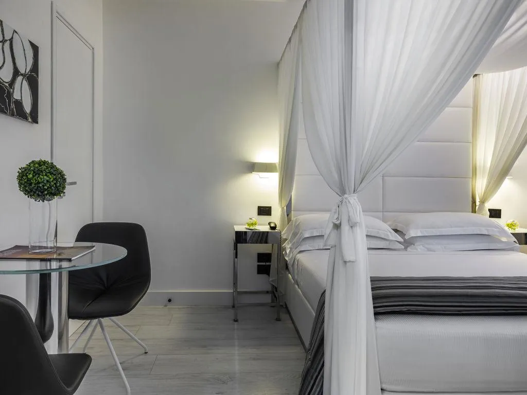SUITE CLASSIC Room, Lhp Napoli Palace & Spa, Naples