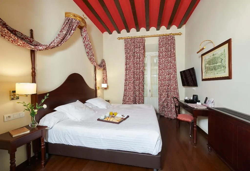 Double or Twin SUPERIOR Room, Las Casas de El Arenal, Seville