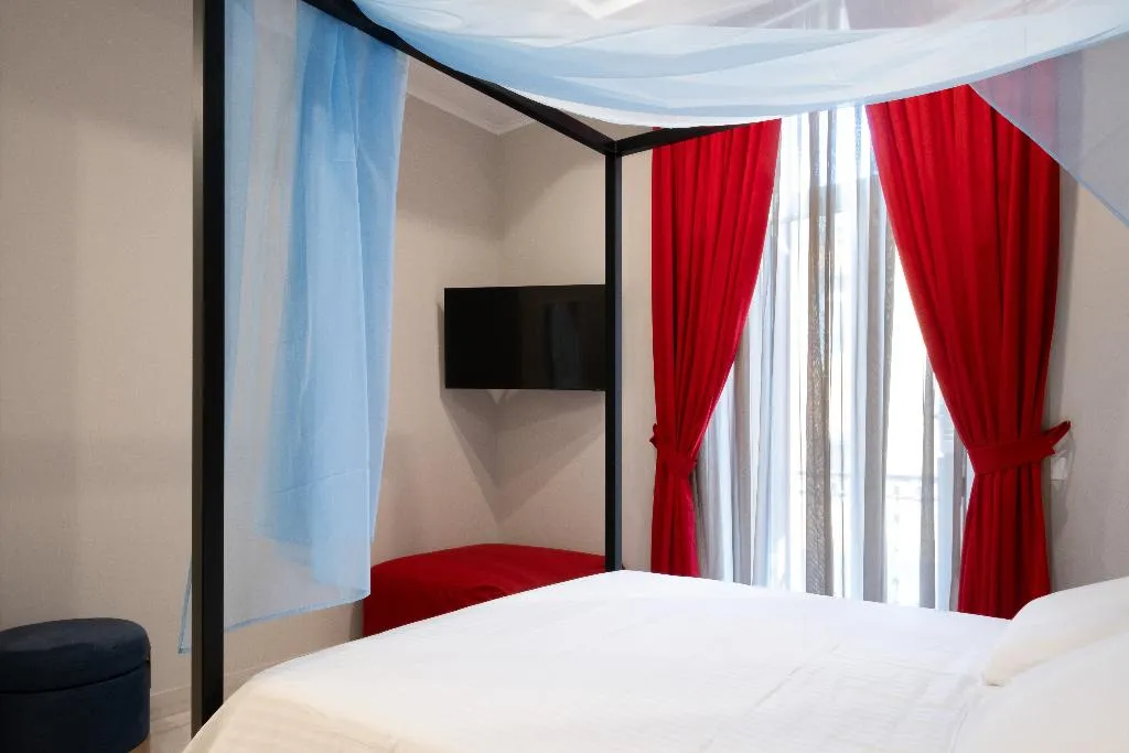 TRIPLE DELUXE Room, Palazzo Adele Rooms & Apartments, Naples