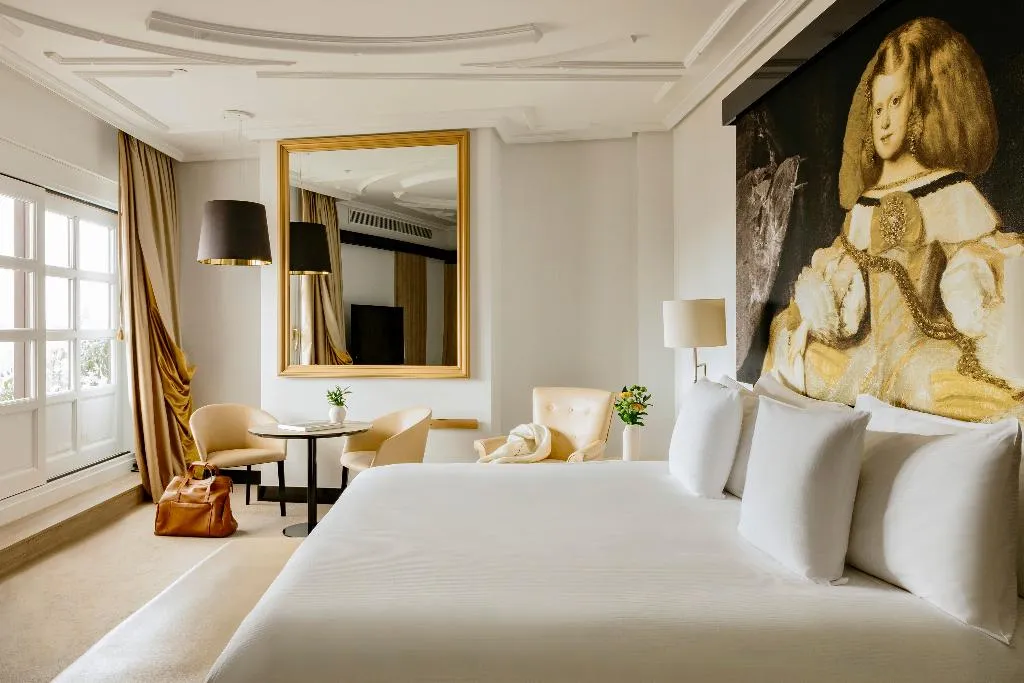 SUITE STANDARD Room, Palacio de los Duques Gran Meliá, Madrid