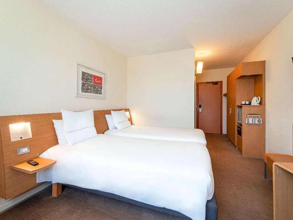 TWIN SUPERIOR Room, Novotel Roma Est, Rome
