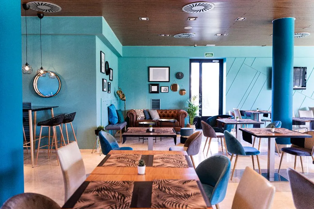 Restaurant, Azz Hotel Tactica, Valencia