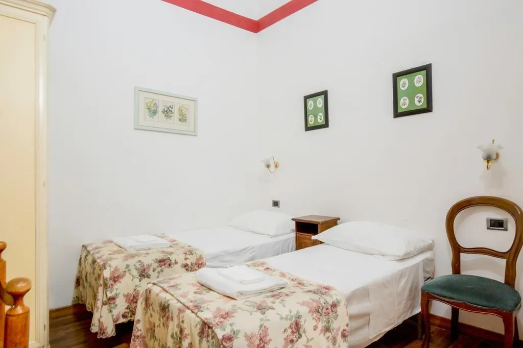 FAMILY ROOM STANDARD Room, Piccolo Hotel, Florence