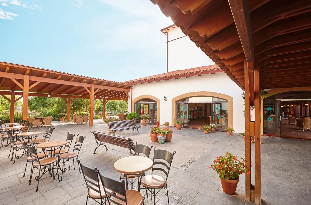 Terrace, PortAventura El Paso + Ticket Included, Costa Dorada