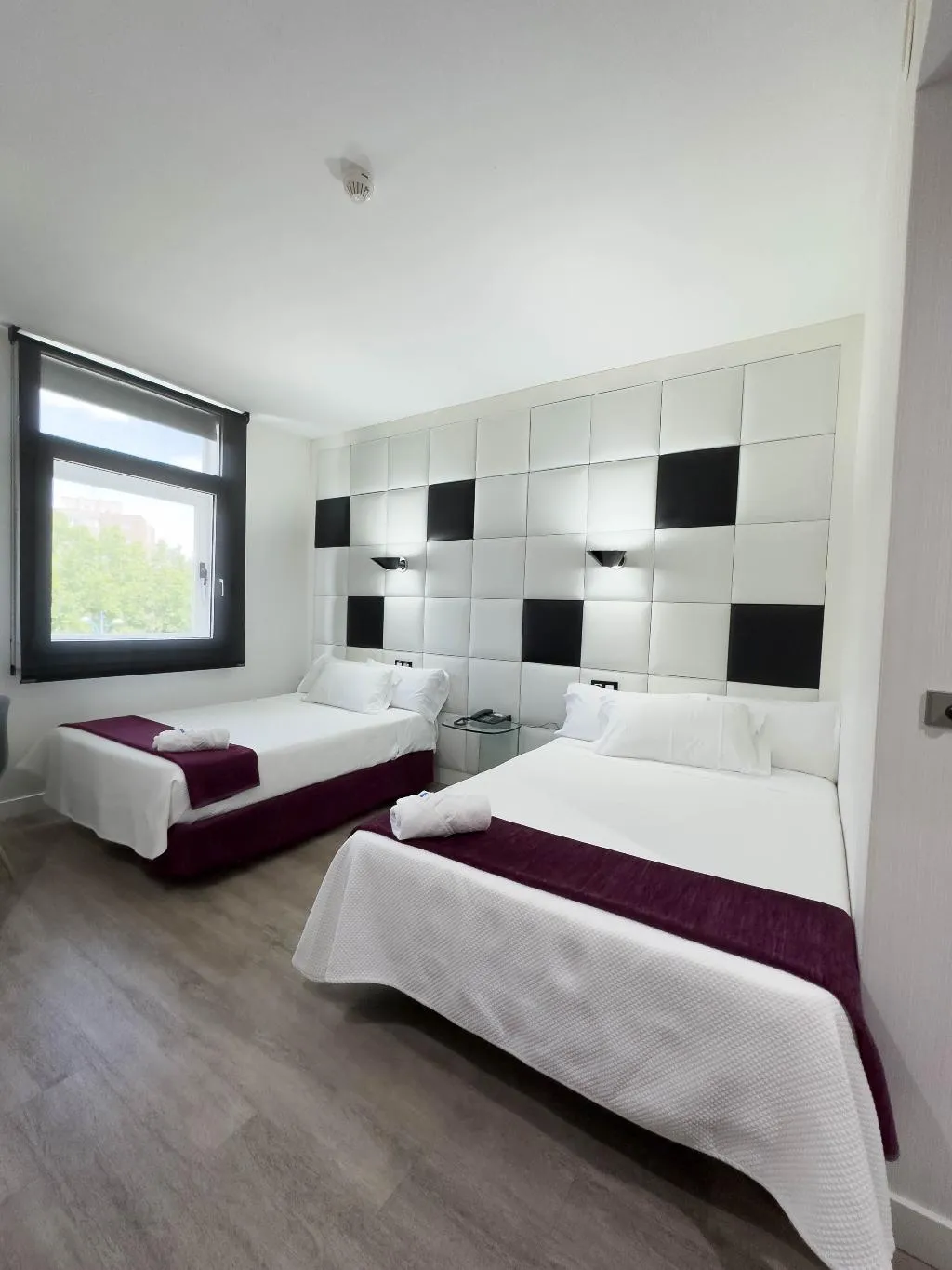 TRIPLE STANDARD Room, Avenida de España, Madrid