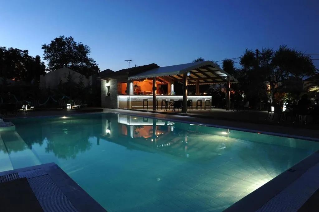 Sports and Entertainment, Eleas Gi, Zante