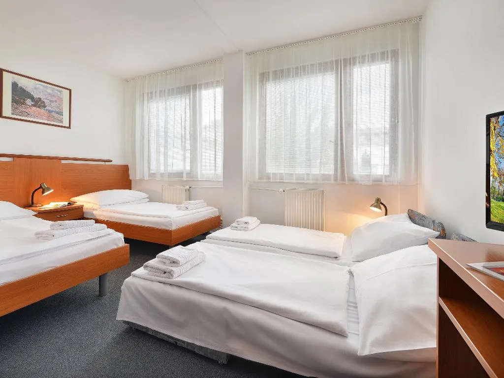 DOUBLE CAPACITY 4 Room, EA hotel Populus, Prague