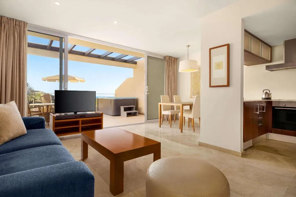 Room, Wyndham Residences Tenerife Costa Adeje, Tenerife
