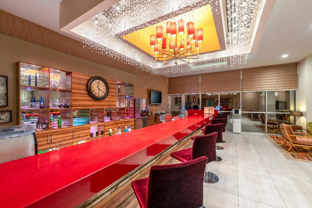 Bar, Royal Garden Beach Hotel, Antalya