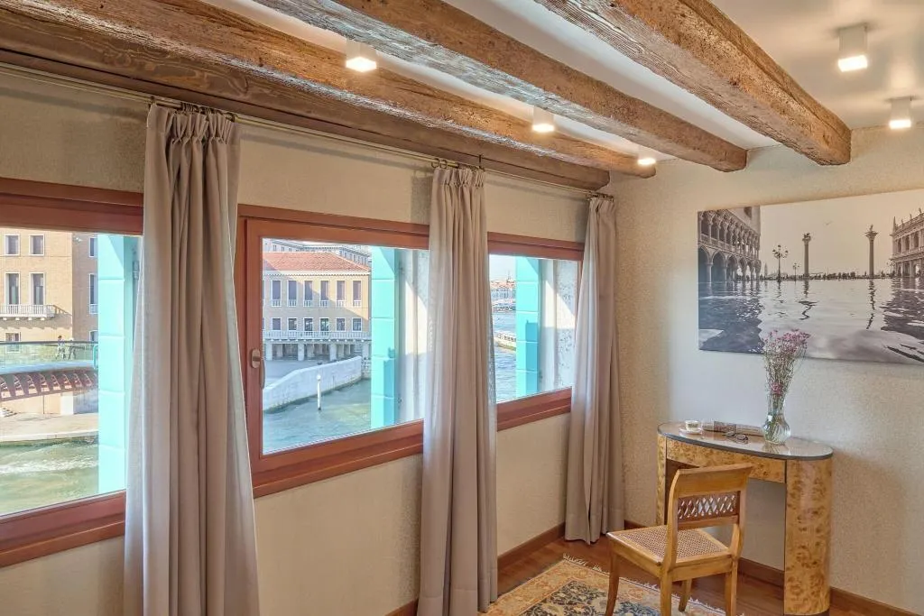 SUITE STANDARD Room, Santa Chiara, Venice