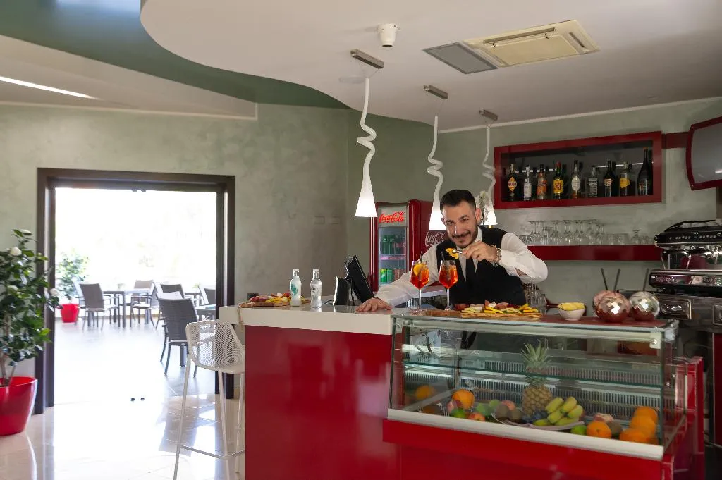 Bar, Grand Hotel Sofia, Catania