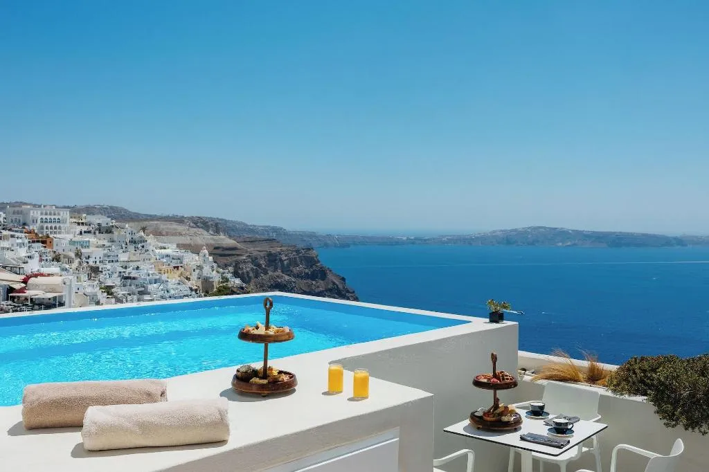 General view, Kastro Suites, Santorini