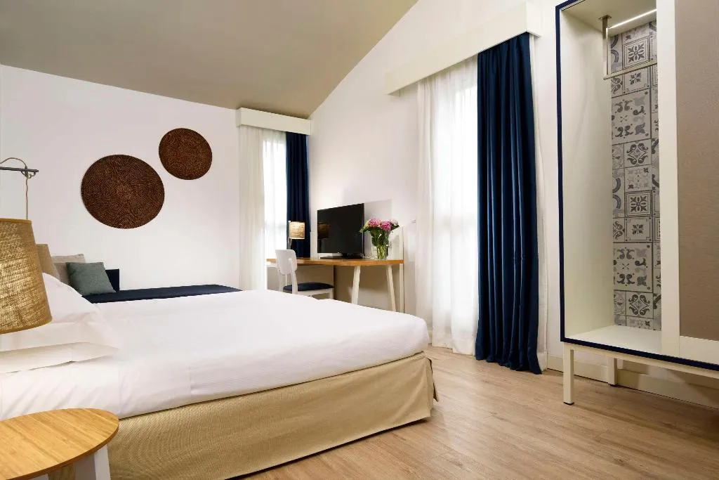 Room, UNA HOTELS Naxos Beach Sicilia, Catania