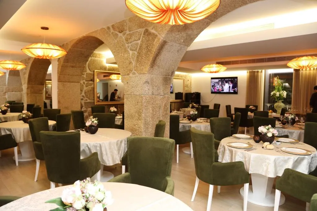 Restaurant, Hotel Rural Quinta das Quintães, Porto