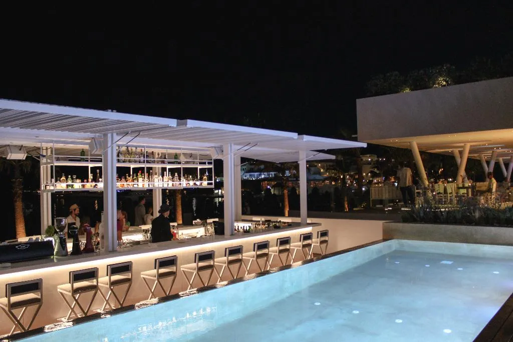 Pool, Mykonos Dove beach hotel, Mykonos