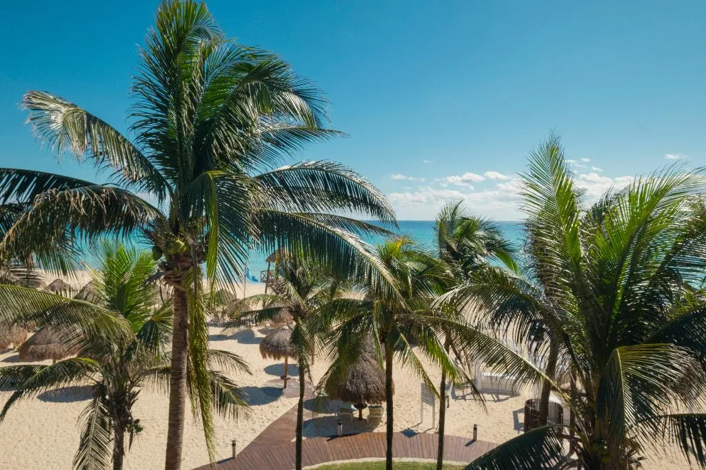 SUITE OCEAN FRONT Room, Iberostar Waves Quetzal All Inclusive, Cancun Area