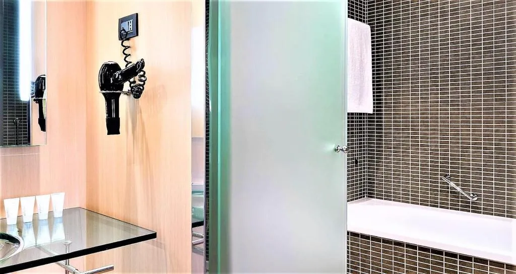 DOUBLE CITY VIEW KING BED Room, AC Milano, Milan