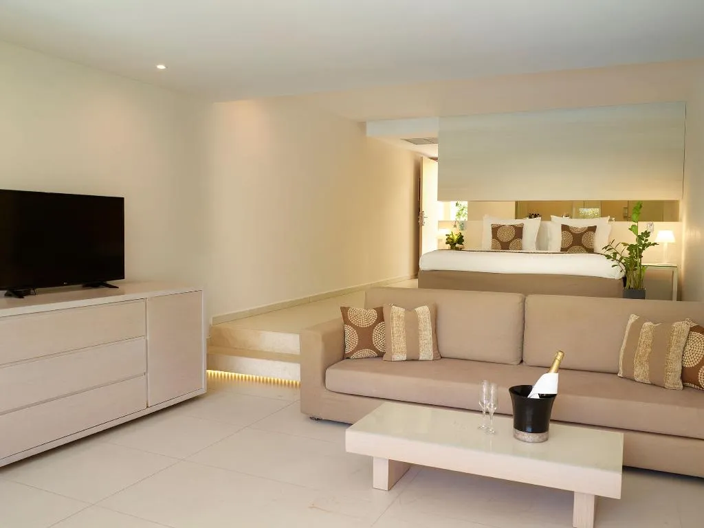 SUITE WITH PRIVATE POOL Room, The Ixian Grand & All Suites - Adults Only, Rhodes