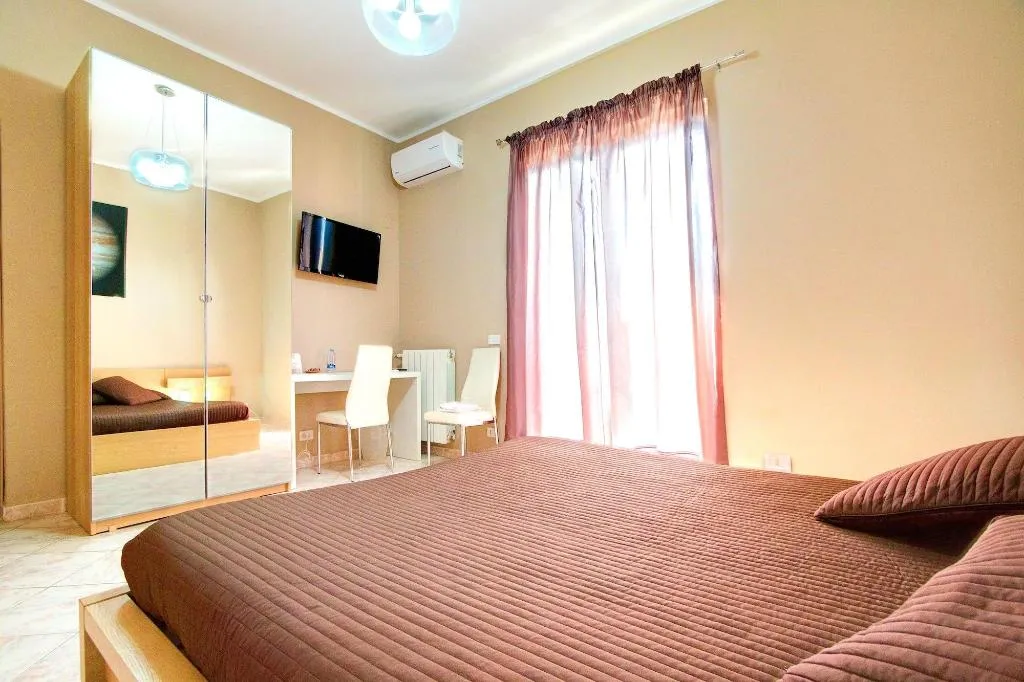Room, B&B Kosmos, Catania