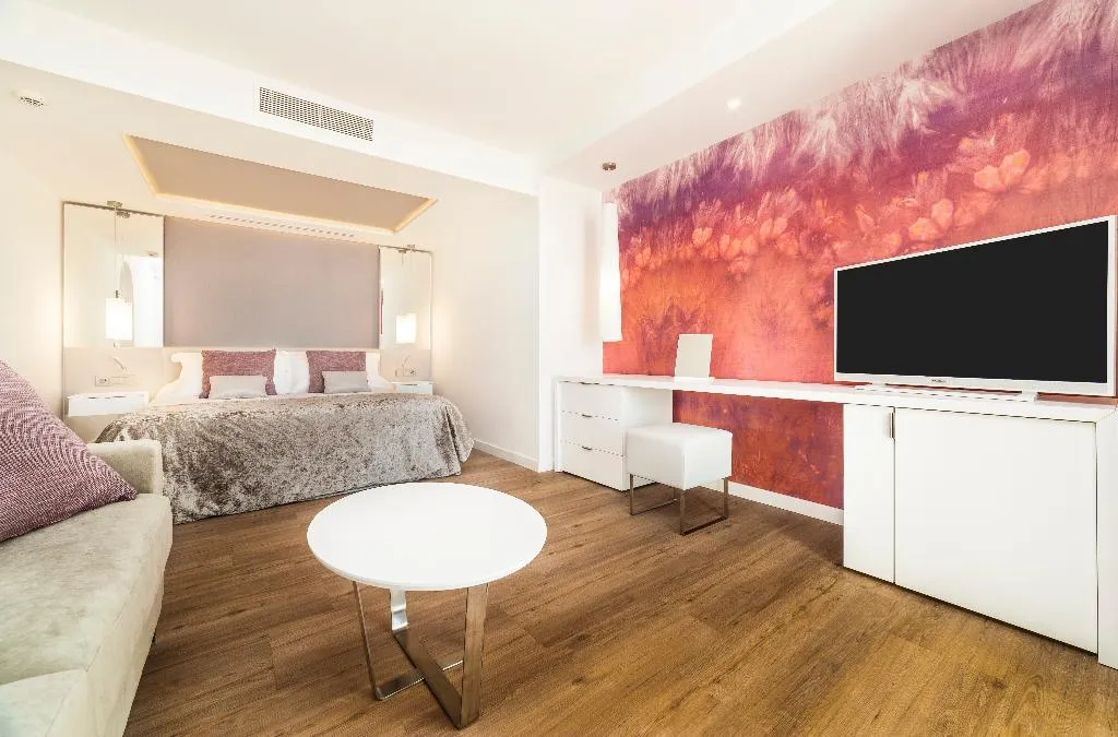 DOUBLE WITH TERRACE Room, Insotel Tarida Beach Resort & SPA, Ibiza