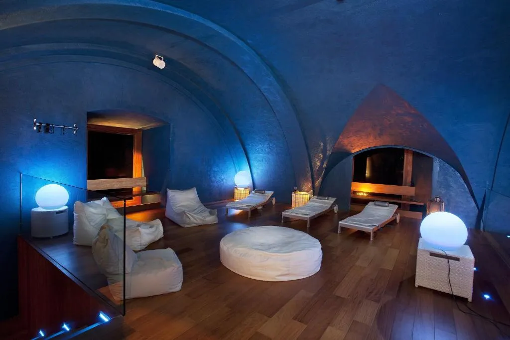 Sports and Entertainment, Parador de Alcala de Henares, Madrid