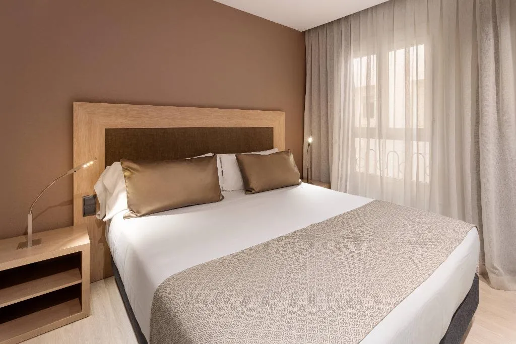 DOUBLE SINGLE USE STANDARD Room, Catalonia Atocha, Madrid