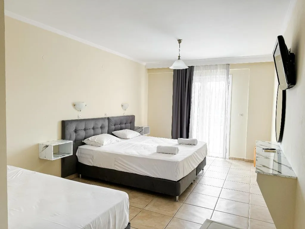 TRIPLE POOL VIEW Room, Kavos Plaza, Corfu