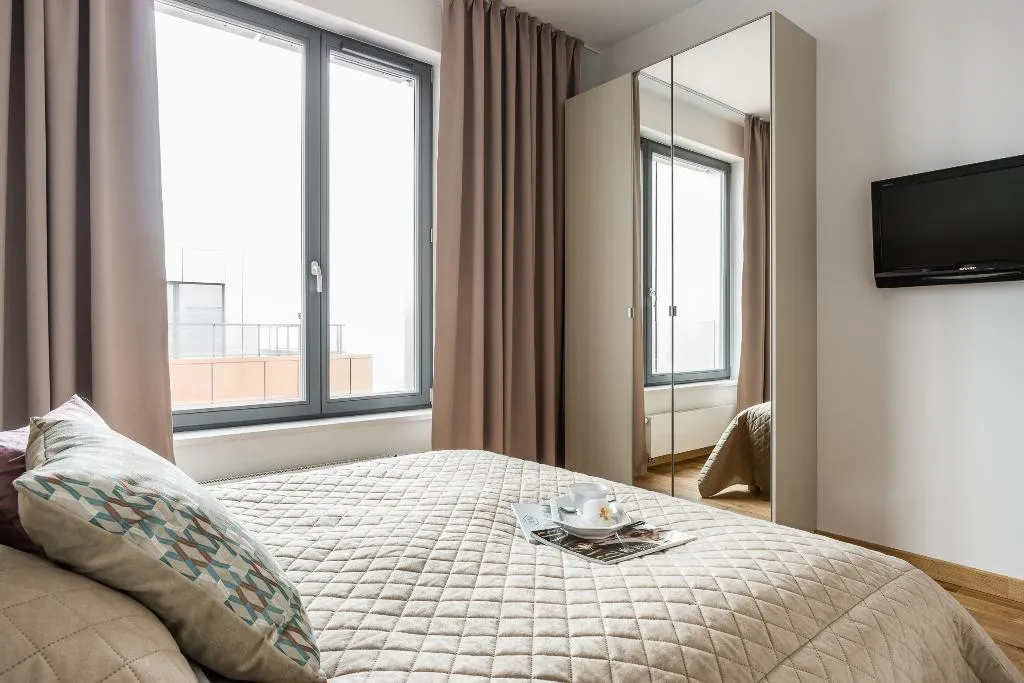 APARTMENT PREMIER TWO BEDROOMS Room, Old Town – River Point by Welcome Apartment, Gdansk
