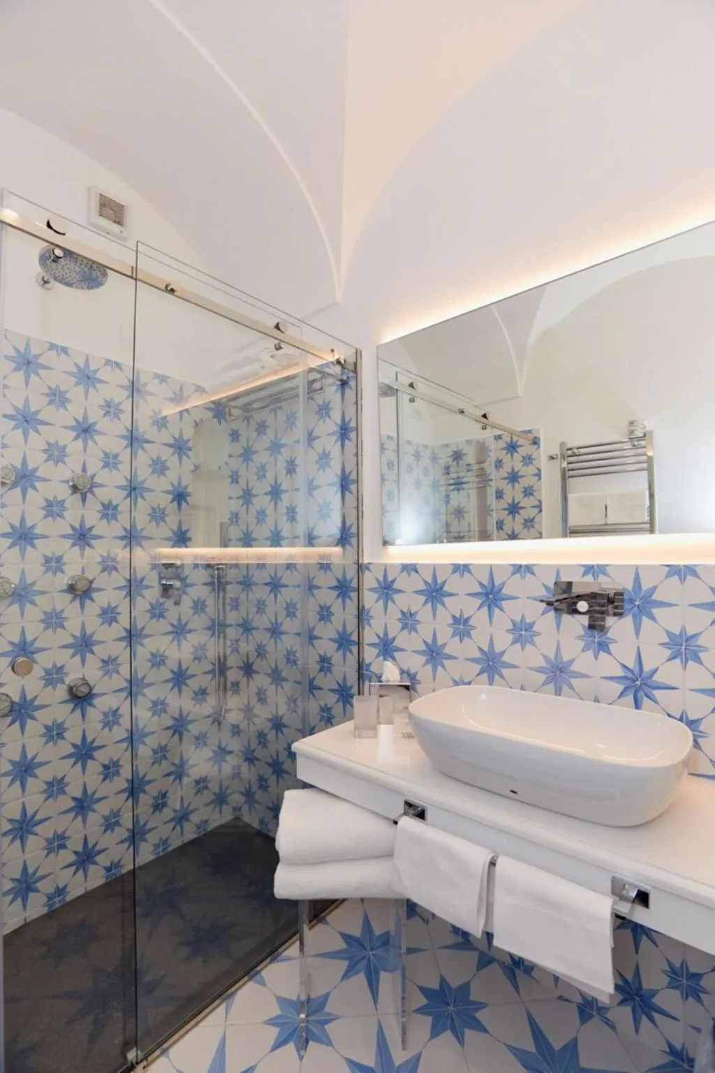 QUADRUPLE SEA VIEW WITH TERRACE Room, Hotel Conca D'Oro, Naples