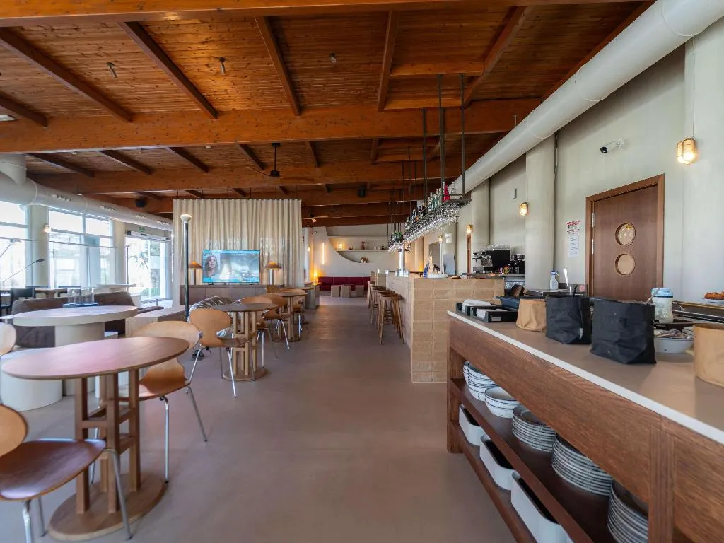 Bar, Ibis Valencia Alfafar, Valencia