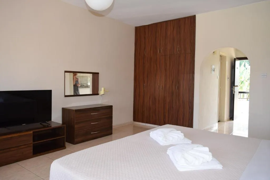 STUDIO STANDARD Room, Anna Hotel Apartments, Cyprus