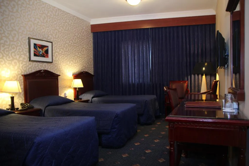 QUADRUPLE DELUXE Room, Downtown Hotel, Dubai