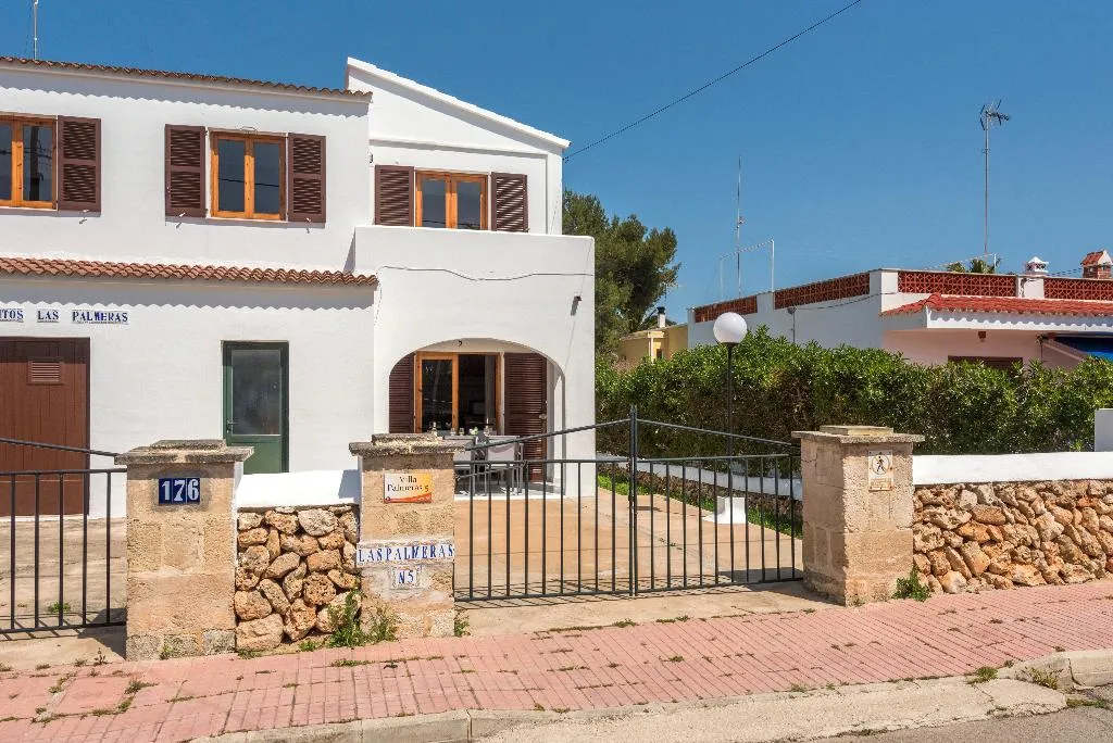 Lobby, Las Palmeras n 5, Menorca