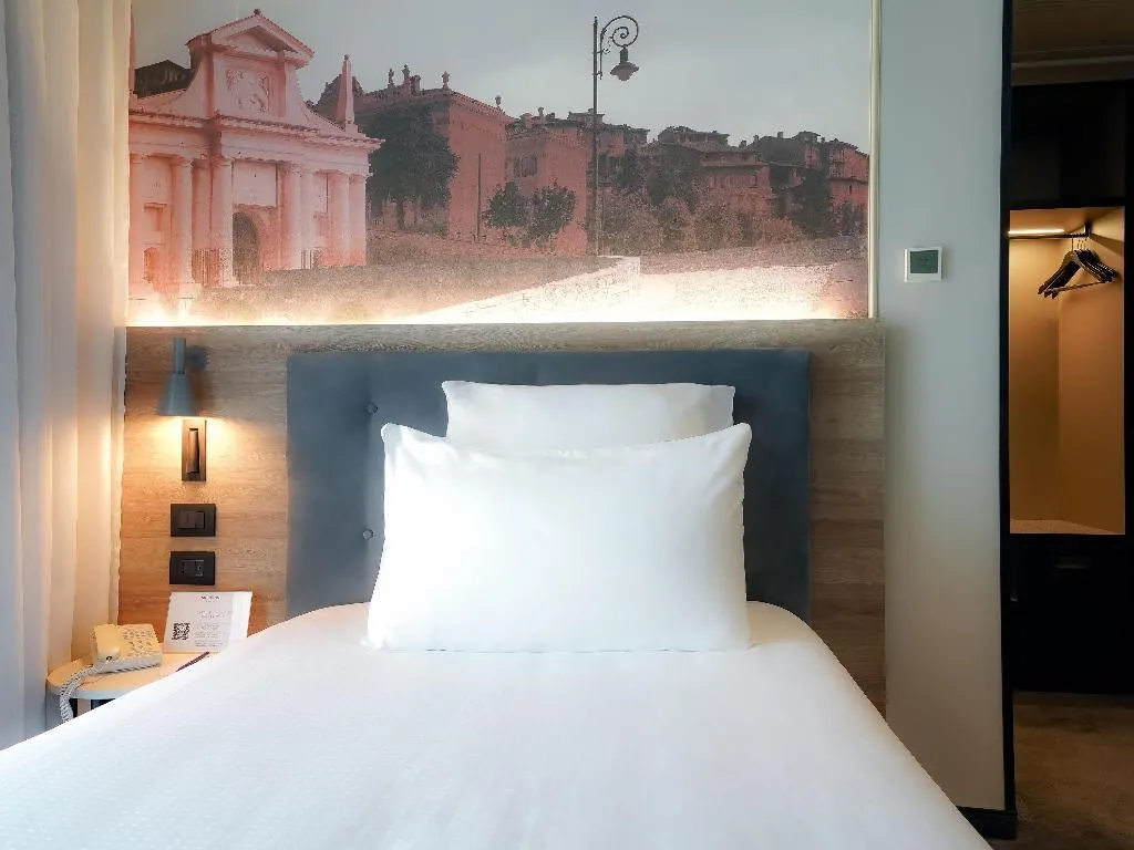 SINGLE STANDARD Room, Mercure Bergamo Centro Palazzo Dolci, Milan