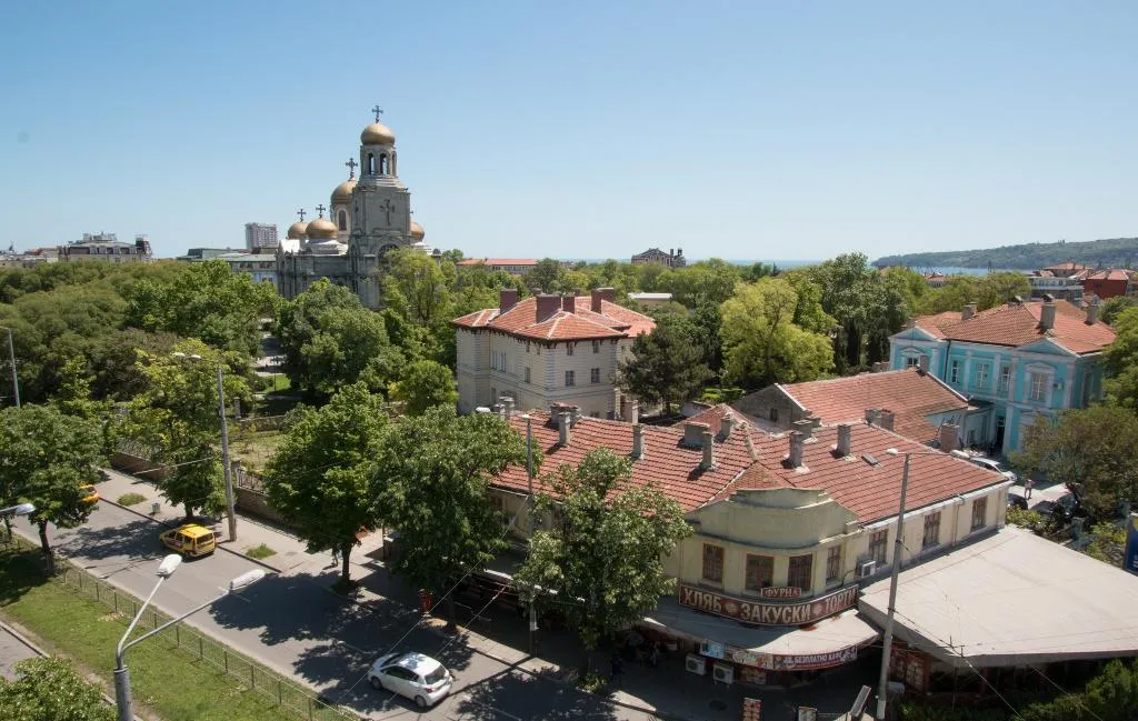 Terrace, Divesta, Varna