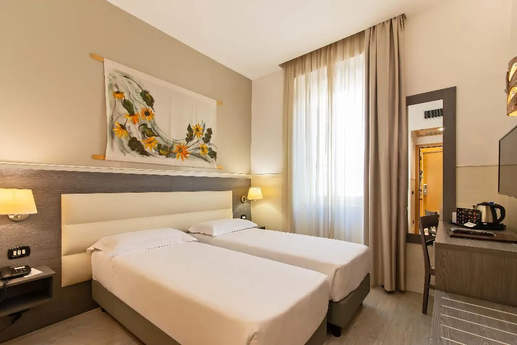 DOUBLE SUPERIOR Room, Hotel Aphrodite, Rome