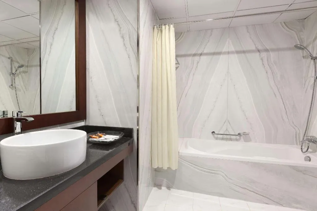 Room, Howard Johnson Bur Dubai, Dubai