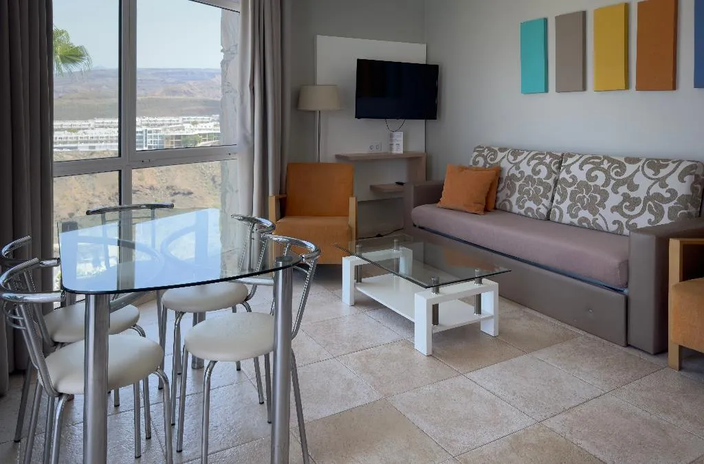 APARTMENT TWO BEDROOMS Room, Holiday Club Vista Amadores, Gran Canaria