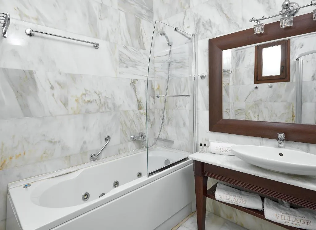 SUITE STANDARD Room, Mediterranean Village Hotel & Spa, Thessaloniki