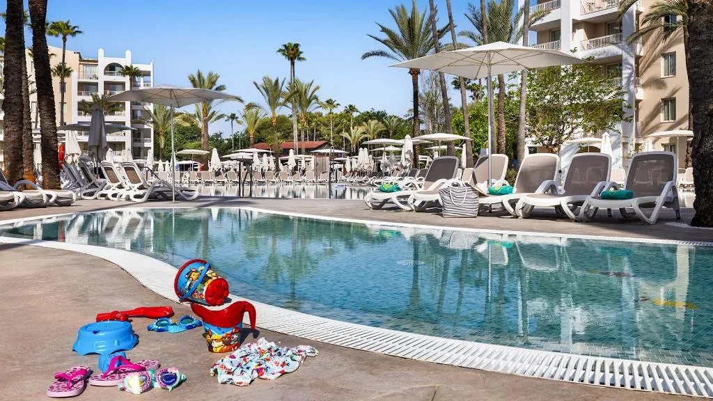 Pool, Protur Safari Park Aparthotel, Majorca