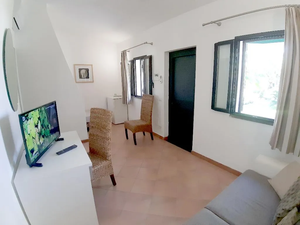 FAMILY ROOM CAPACITY 2 Room, Esperidi Resort, Naples
