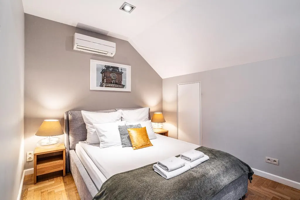 DOUBLE SUPERIOR Room, Venetian House Market Square Aparthotel, Krakow