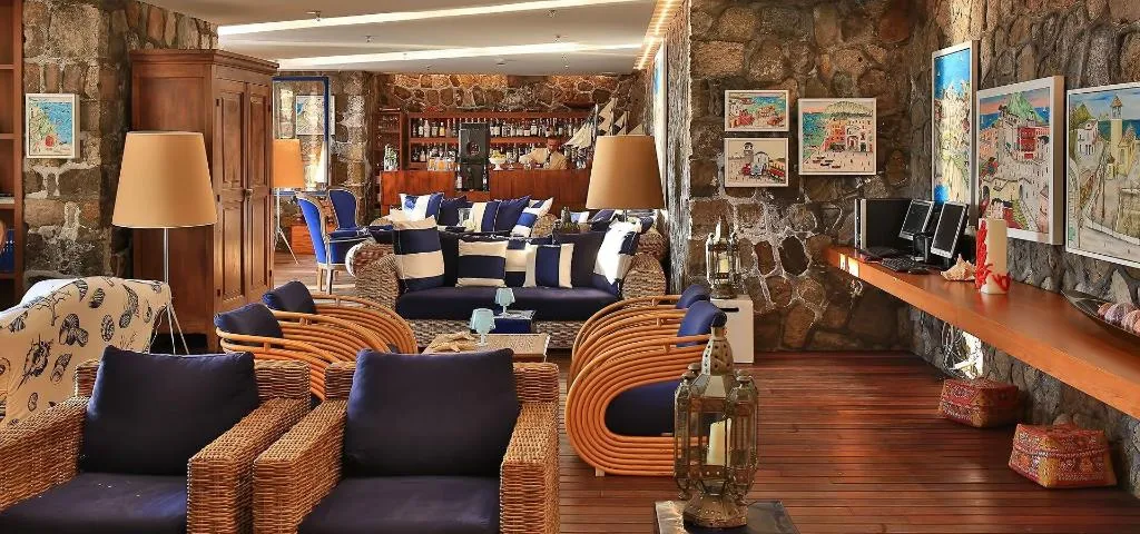 Bar, Capo La Gala Hotel & Wellness, Naples