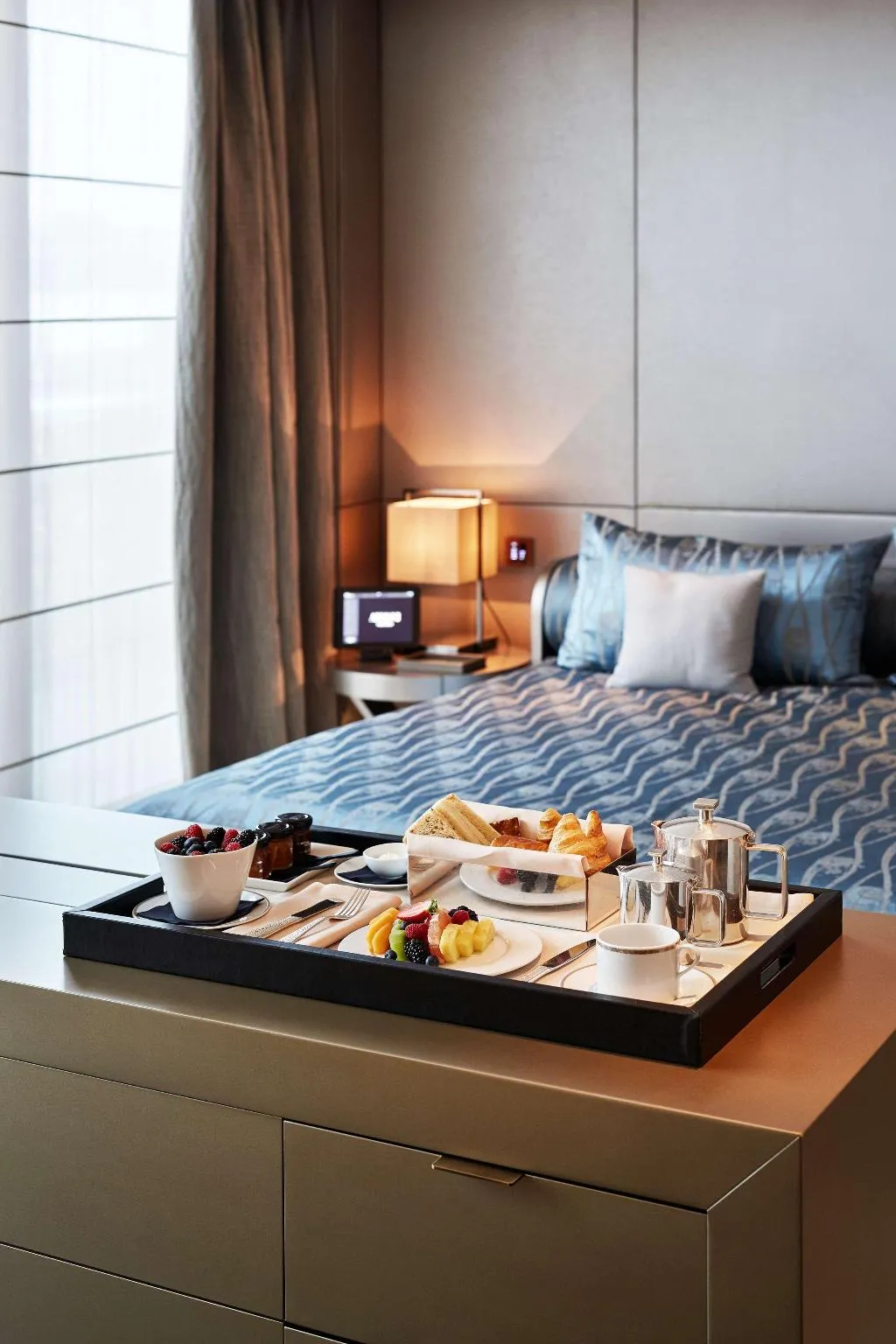 SUITE Presidential Room, Armani Hotel Milano, Milan